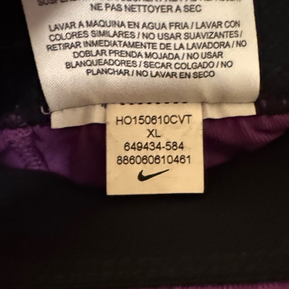 Nike Pro Vivid Purple Leggings - Picture 3 of 4